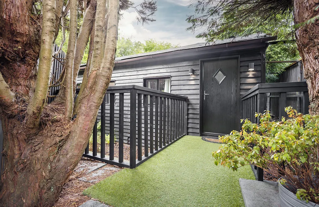 Aphrodites Group - Luxury Hot Tub Suites In Central Lake District!-1